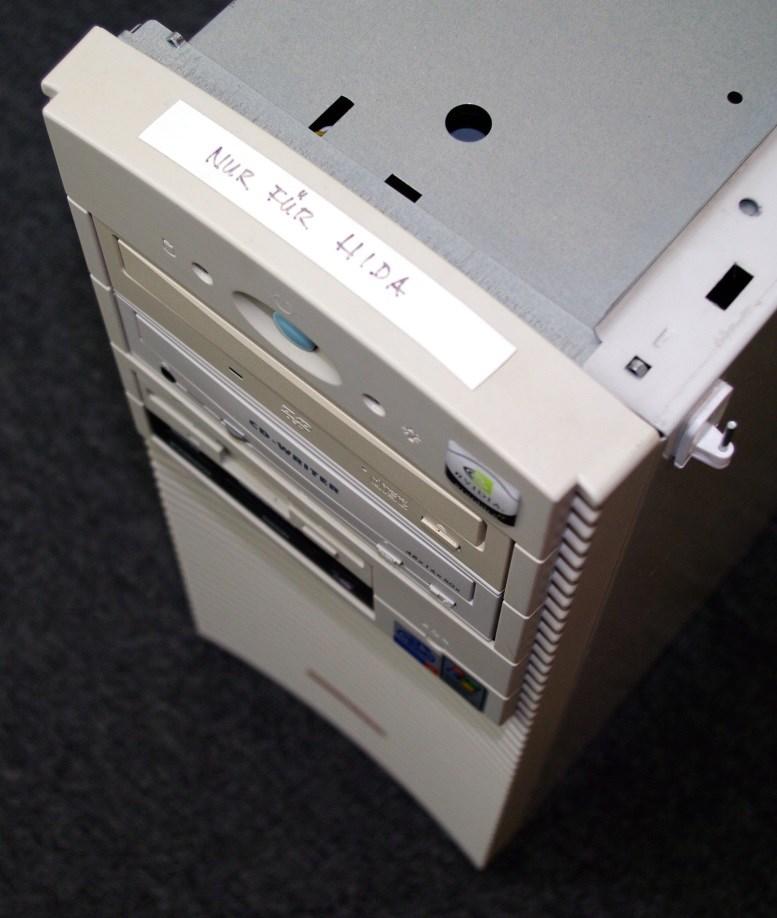 Rechner von 2001: Vobis Highscreen, Intel Pentium 4, Microsoft Windows XP Vorgehensweise