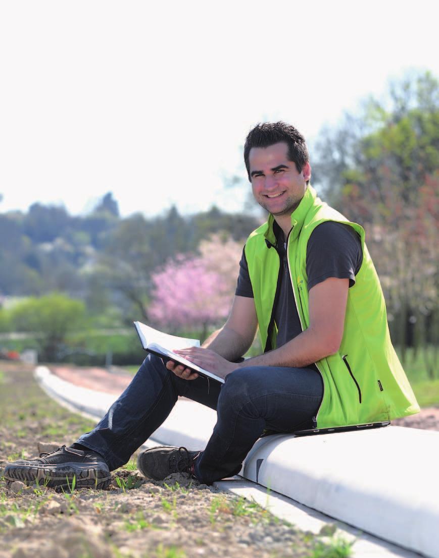 21 Jonathan Kees ist seit 2014 im Team der Landesgartenschau Lahr 2018 GmbH. In seiner Abteilung Planung und Bau betreut er verschiedene Projekte.