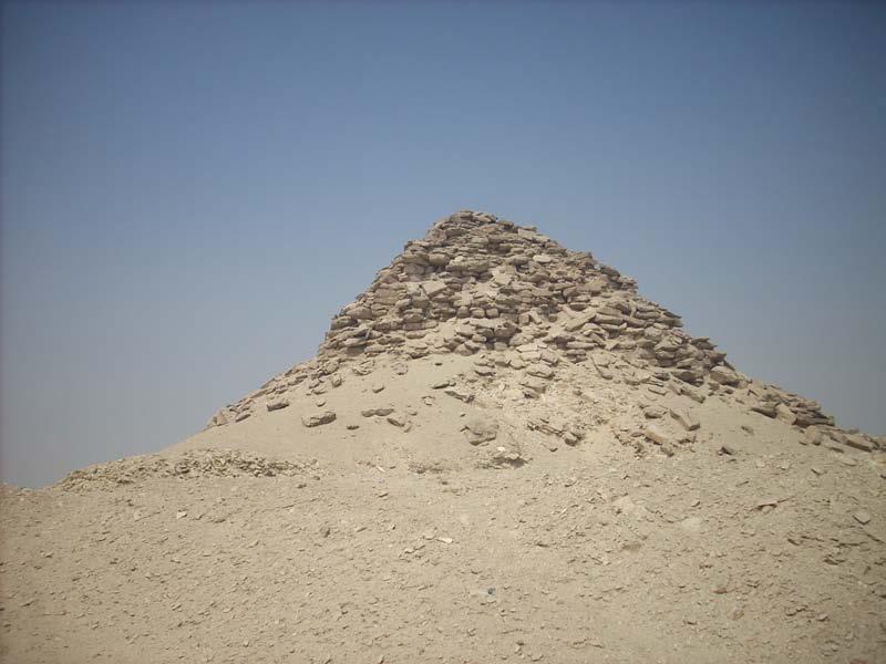 13 Die Vermessung Probleme bei der Vermessung der Pyramiden in neuerer Zeit: Die Pyramiden