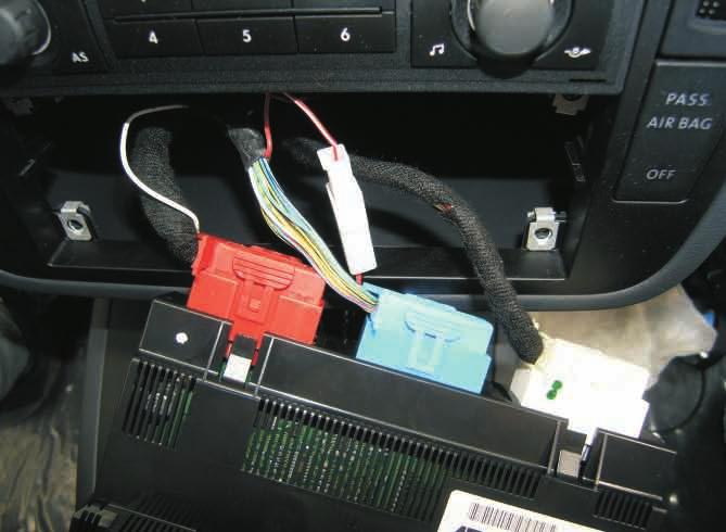 2 Elektrik Gebläseansteuerung bei Fahrzeugen mit Climatronic (siehe Bilder 9 und 10 sowie Skizze S.