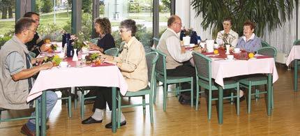 Die Essenszeiten entnehmen Sie bitte dem Aushang vor dem Speisesaal. Klinik-Seelsorge Wir sind Ihnen gerne bei der Vermittlung von seelsorgerischen Angeboten behilflich.