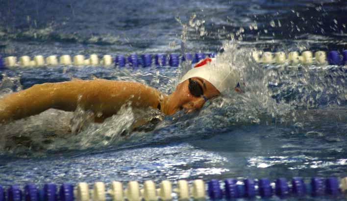 Schwimmen Auf dem richtigen Weg Gute Leistungen in der Wintersaison des Schwimmjahres 2009/2010 holte Cornelia Bauer über 100m Freistil, 100m Rücken und 50m Schmetterling.
