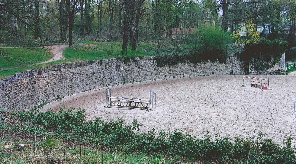 Terrassenstützmauer 225.