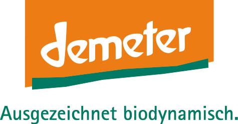 Liebe Bäuerinnen liebe Bauern Die Steiner Mühle AG (STMAG) informiert wie jedes Jahr die Demeter- und Knospe-Produzenten mit umfangreichem Postversand zur bevorstehenden Getreideernte.