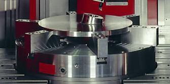 Integrierte schnell drehende Rundtische in verschiedenen Leistungsklassen ermöglichen Aufspanndurchmesser bis 2200 mm.