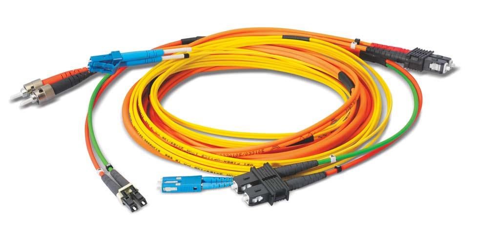 PATCHKABEL UND GERÄTEANSCHLUSSKABEL PATCH CORDS AND EQUIPMENT CORDS FÜR BÜRO, RECHENZENTRUM UND TELEKOM Betriebstemperatur [ C]: -0 bis +60 erfüllt kontrollierte Umgebung (C) gemäß IEC 6753- erfüllt