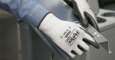 Tragegefühl. Der belüftete Handrücken optimiert die Atmungsaktivität des Handschuhs.