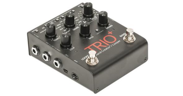 Details Gehäuse/Optik Der Digitech Trio Plus zeigt sich im typischen Bodentretergehäuse aus Metall mit den Maßen 137 x 107 x 63 mm und gummierten Füßen.