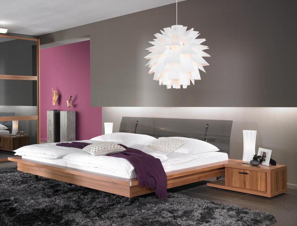 AVISO bed systems will captivate you by their ability to transform themselves: simply vary the dimensions and details as you please, and choose from three different sleeping heights.