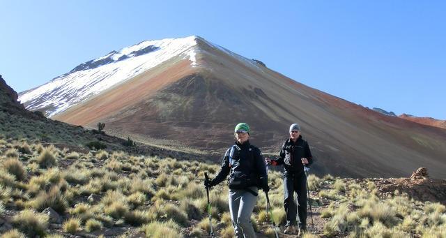 AMERIKA ARGENTINIEN Trans Anden Trekking: Argentinien / Bolivien / Peru Tourencharakter Hochlandwüsten, Salzseen und die heiligen Stätten der Inkas Cusco und 4-tägiges Trekking nach Machu Picchu in