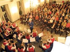 Rückblick Imposanter Auftritt beim ARGE Herbstfest Adventsfeier für Kinder beim Musikverein Durlach-Aue Bei der Adventsfeier des Musikvereins Durlach-Aue