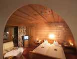 280 190 230 225 173 198 Rainberg Doppelzimmer Standard (25 m²) Komfortables Doppelzimmer in Fichtenholz mit kleiner