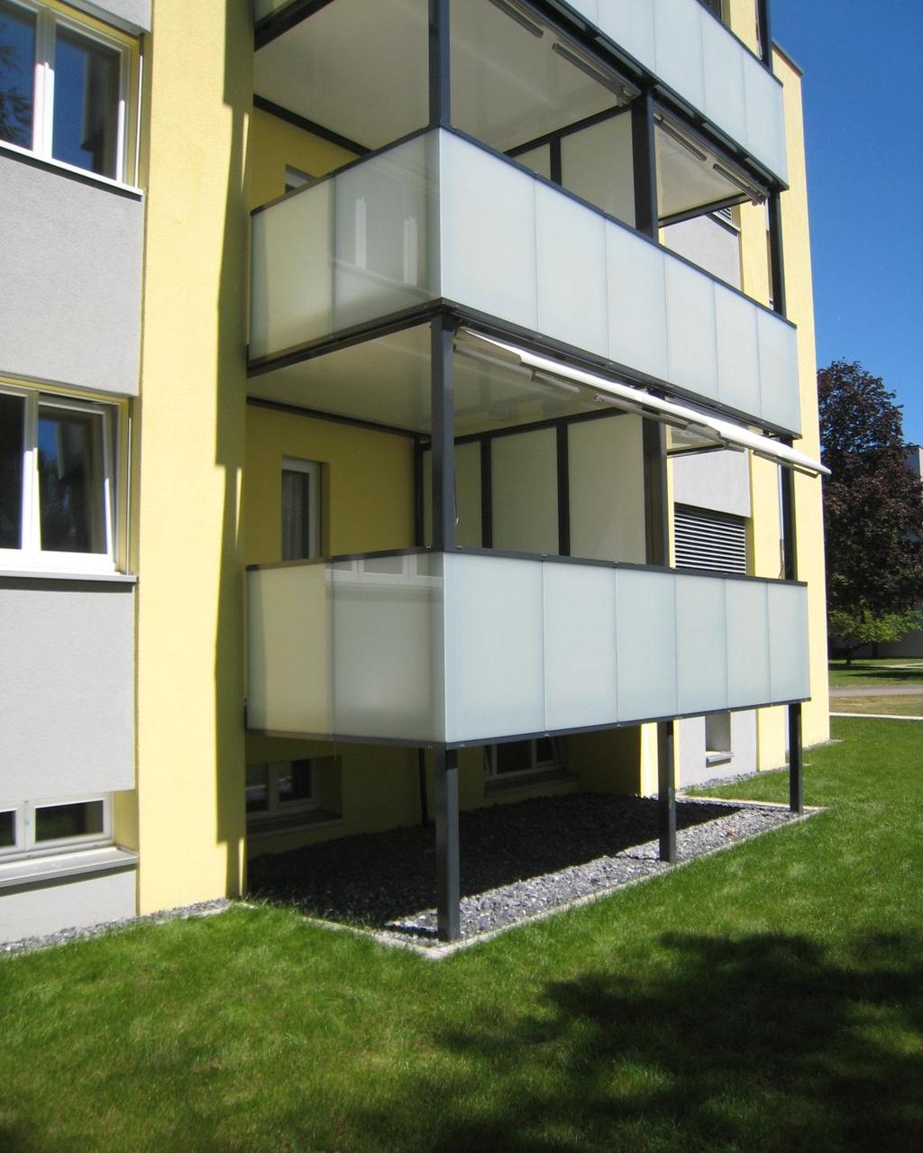 System-Balkone mit Geländer Objekt: Auenring, Bassersdorf