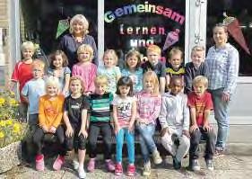 Laura-Elaine von Hollen, Vivian Voß, Tim Weis, Alisha Usman. Klassenlehrerin: Frau Gürtler.