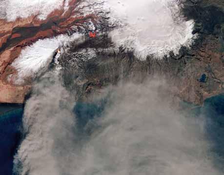 Der Vulkan auf Island Die Aschewolke und ihre Auswirkungen auf die Allgemeine Luftfahrt Als der Vulkan Eyjafjallajökull im April ausbrach, waren alle Behörden und Luftraumnutzer überrascht und