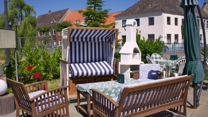 Sie können die Terrasse des Hotels genießen, die direkt an den Grachten liegt. Zimmer Alle Zimmer sind groß und individuell eingerichtet, so dass für jeden Geschmack etwas dabei ist.