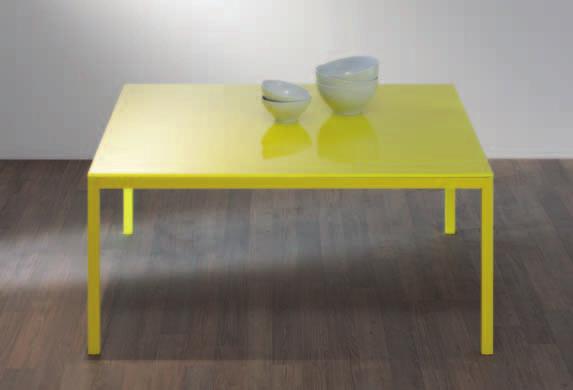 Occassional table Profiles: Quadro 25 Surface: RAL 9005 deep black Glass: parsol grey Regale /
