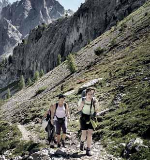 Dolomiti Trek King Höhenlage:1,400 m 3,000 m Länge: 6 Tage / 5 Nächte Höhenmeter: 3,700 m 3.
