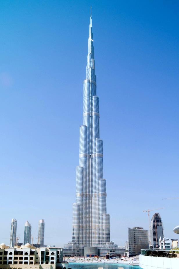 Das Ziel das höchste Gebäude der Welt zu werden: Der Burj Khalifa Anforderung des Bauherrn: Das höchste Gebäude der Welt bauen Sep 2004: Baubeginn Geplante Höhe: 507 m Jan 2010: