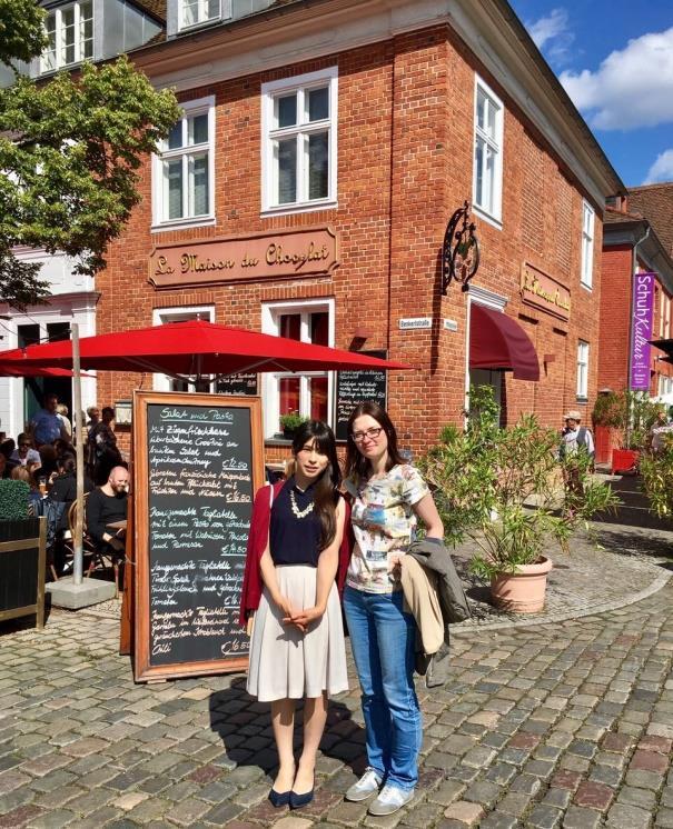 Jugendaustauschprogramm Tokyo-Berlin In Potsdam mit Frau Trappe Rikuroh beim Golfen mit Fam.