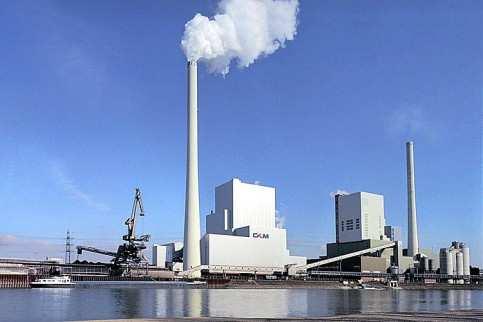 Kohle - Kraftwerke Quelle: Großkraftwerk Mannheim Leistungsgrößen: 600 1000 MW Brennstoffe: Stein-, Braunkohle CO2-Emissionen: