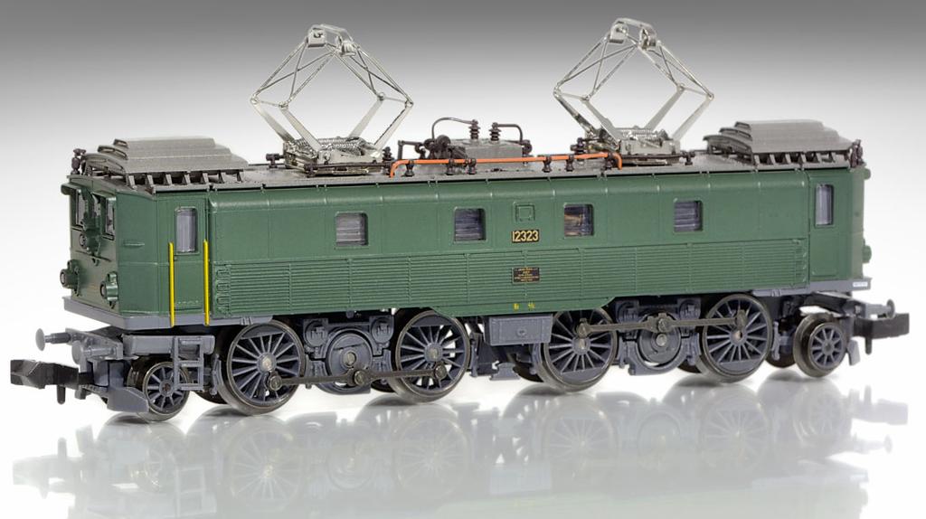 Wurden als Schnellzuglokomotiven für den Einsatz auf der seit 1920 neu elektrifizierten Gotthardstrecke gebaut.