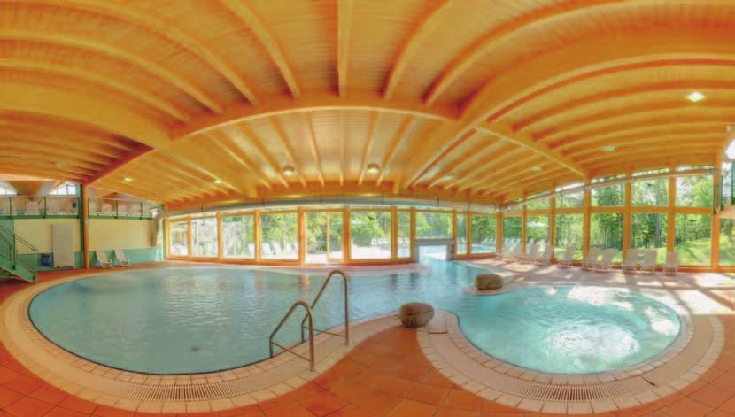 6 WasserWelt Saunagarten Auf 1.600 m² finden Sie in unserer Wasser Welt i. d. R. von 7 22 Uhr vielfältige Wasserattraktionen wie ein Innenbecken mit Kinderbereich und integriertem Whirlpool (ca.