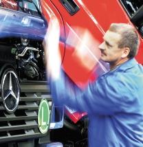 ) Belegschaft Mercedes-Benz Personenwagen & smart Chrysler Group Nutzfahrzeuge Vertrieb Fahrzeuge Dienstleistungen Übrige