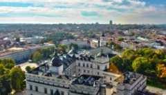 Besuch bei einem Betrieb mit Kräuteranbau Weiterfahrt nach Kaunas Kaunas ist die zweitgrößte Stadt in Litauen.