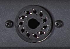 Rotary Speaker esterno / Aggiornamenti Rotary Speaker Esterno Puoi amplificare il NUMA Organ con un amplificatore Rotary Speaker esterno tramite il connettore ad 11 Pin.