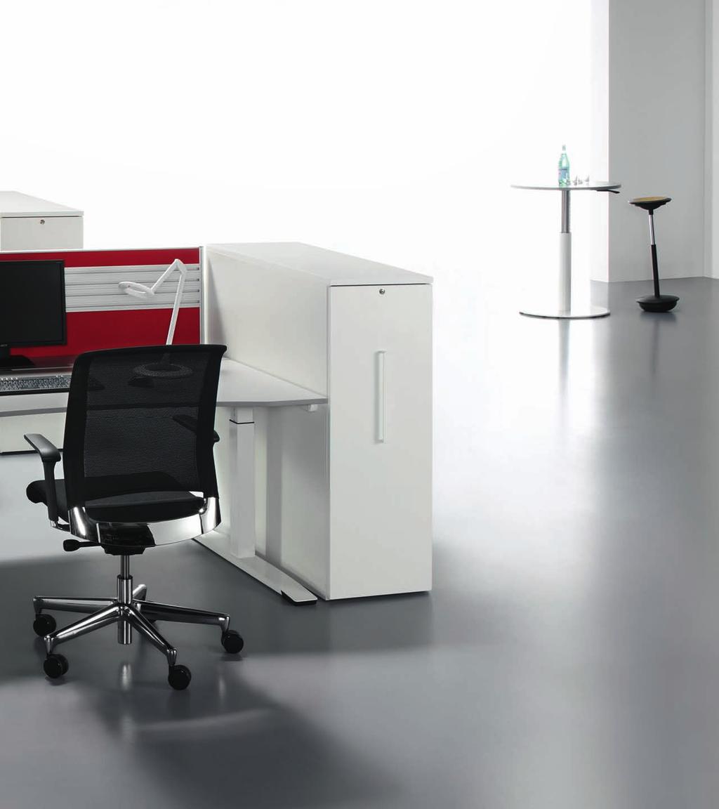 kreativ emotional und konzeptionell und strukturiert creative emotional and and conceptual structurized // Colour accents and ergonomy ensure a productive and lively working atmosphere.