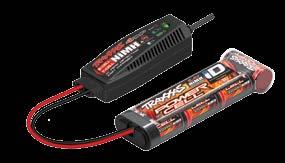 Nehmen Sie neuen Alkaline-Batterien. Verwenden Sie keine wieder aufladbaren AA-Zellen für den TQi-Sender, da sie nicht genügend Spannung für die optimale Performance des Senders bereitstellen.
