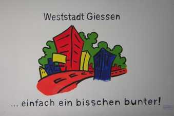 Entstehung Erste staatliche Ganztagsschule in Mittelhessen in gebundener Konzeption Gegründet 1971 als Ganztagsschule in der Nähe eines sozialen