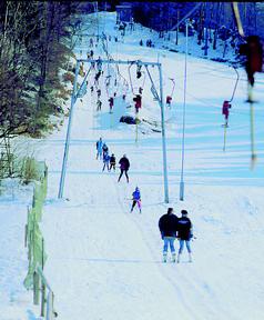Skilift in Spies oder Langlauf auf über 40 km gespurter Loipen in reizvoller Landschaft