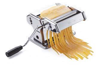 0 24,99 06 Nudelmaschine Pasta Perfetta 49,99** 34,99 01 Smoothie-to-go, 0,6 l, 23.