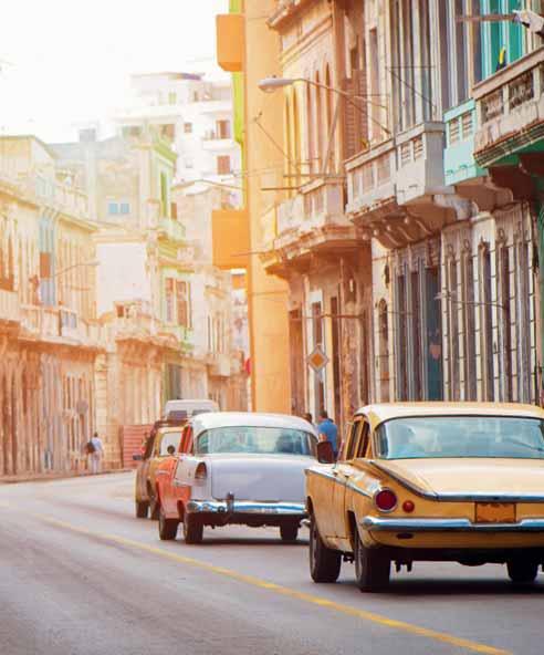 MIETWAGENRUNDREISEN 29 MIETWAGENRUNDREISEN Entdecken Sie Kuba auf eigene Faust im Mietwagen: Individuell und unabhängig können Sie Ihren Aufenthalt geniessen und auf Entdeckungstour gehen.