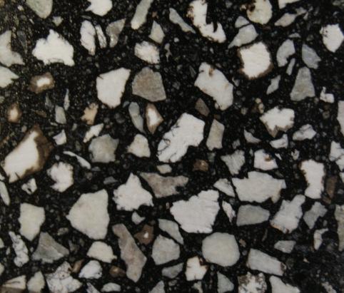 Randbedingung Gestein ACHTUNG: Leichte Gesteinsarten erfordern eine z.t. deutlich erhöhte Bitumenmenge von ca.