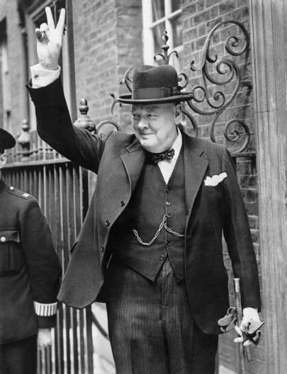 (Winston Churchill) Das Problem mit der Linken ist, dass die meisten aus Hass gegen die Reichen Kommunisten geworden sind