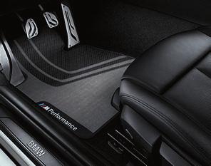 BMW M Performance Mittelkonsolenblende Gangwahlschalter aus Alcantara und Carbon Die Mittelkonsolenblende überzeugt mit der exklusiven Materialkombination.