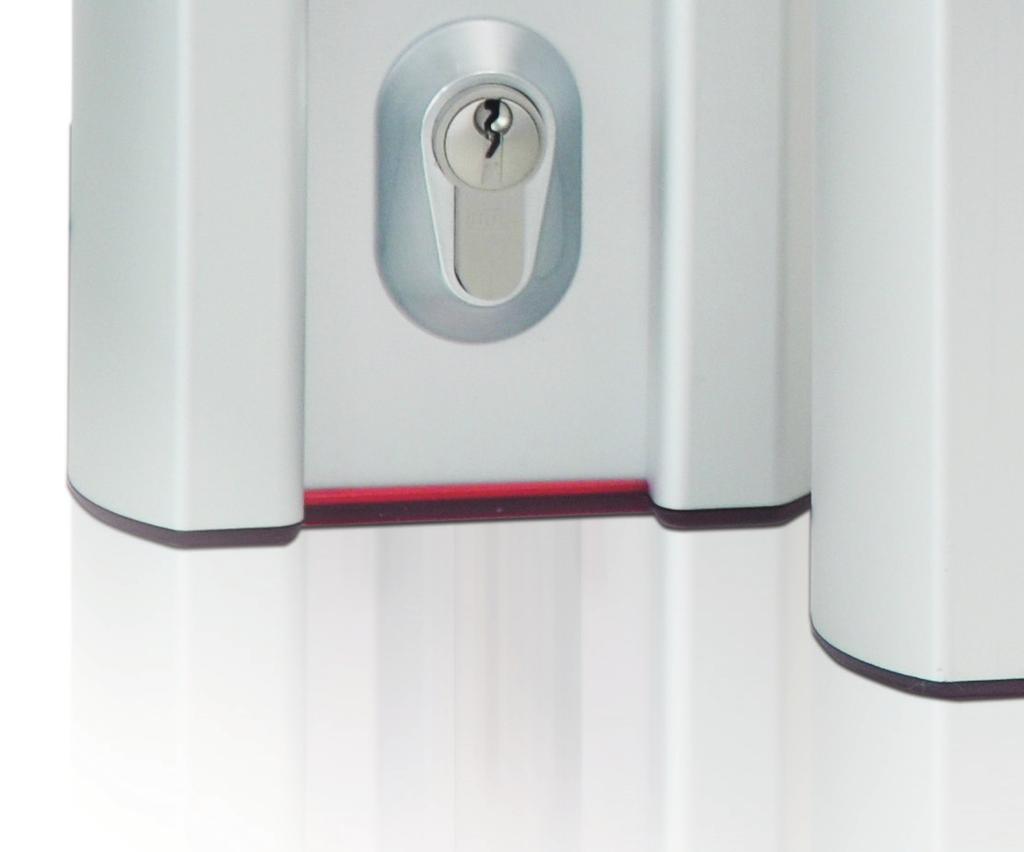 Berechtigte Personen öffnen die Türen alarmfrei über den Schlüsselschalter. Die Zustandsanzeige des Geräts erfolgt über eine rote bzw. grüne LED.