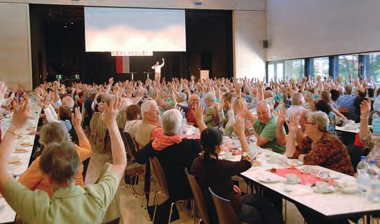 Seniorennachmittag in der Festhalle SENIOREN AKTIV Besuch der Hammerschmiede im Allgäu 2013 Projektvorstellung Anfang Mai finden die 130 männlichen Senioren des TVK in ihren Briefkästen eine