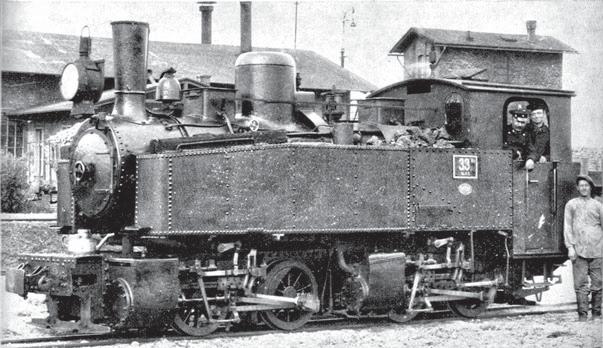 Dezember 1918 Im alten Bahnhof Altefähr wurde die Rü.K.B.-Maschine Nr. 33 porträtiert.