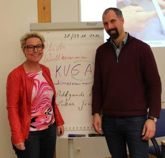 Nähere Informationen zu den Seminarinhalten finden sich im Fortbildungsprogramm oder auch auf www.kuga.de. Darüber hinaus berät die Personalentwicklung die Teams zur Auswahl des für sie passenden Seminars und begleitet die Beantragung.