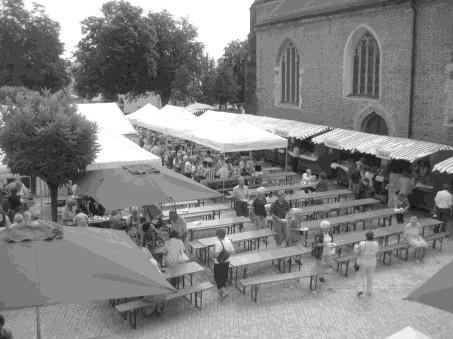 Besondere Veranstaltungen Ökumenisches Pfarrfest 2011 Am 31. Juli 2011 findet das ökumenische Pfarrfest auf dem Kirchplatz in Eggenfelden statt. Herzliche Einladung an die ganze Kirchengemeinde!