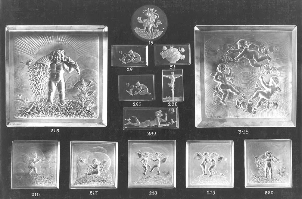 und 41, Reliefglasplatten mit Putten Abb. 2001-02/558 und Abb.