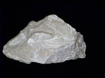 Lizardit Chrysotil Häufiges gesteinsbildendes Mineral Umwandlung und Metamorphose von Olivin-reichen Gesteinen Serpentinite Wollastonit Ca[SiO 3 ]