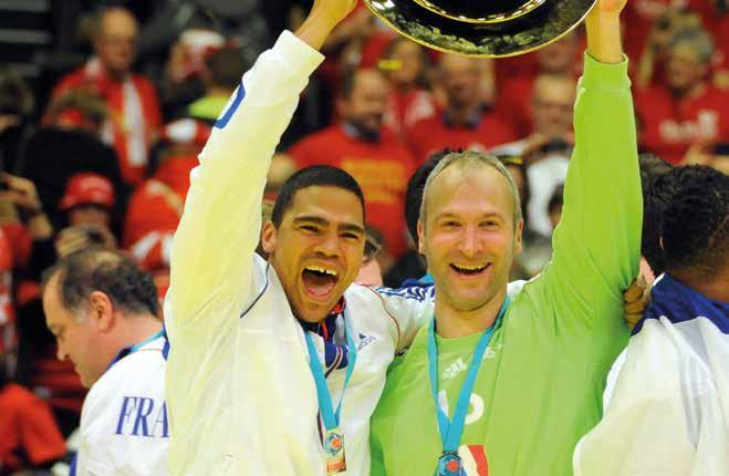 VELUX EHF Champions League 2016/2017 OFFICIAL PROGRAMME Thierry Omeyer: Der Titelsammler Das ist historisch, das ist bislang unerreicht: Thierry Omeyer wurde Ende Januar nach 2001, 2009, 2011 und