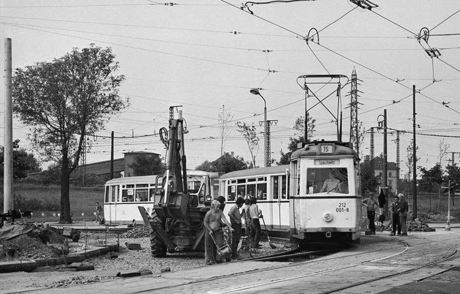 Nach 1969 wurde die vordem eingesparte Linie 2 von Loschwitz zum Hauptbahnhof (weiter zum