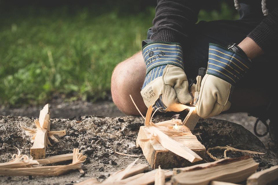 Outdoor-Camp Eins werden mit der Natur einen Tag oder ein Wochenende in der Natur verbringen? Hier steht neben dem Abenteuer, die Erfahrung mit Gottes Schöpfung im Vordergrund.