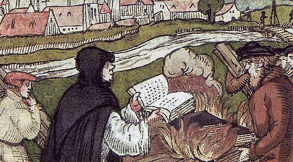 500 JAHRE REFORMATION Von Dr. Dietlind Langner Luther verbrennt die Bannandrohungsbulle - kolorierter Holzschnitt 1557 Abbildung: www.commons.wikimedia.